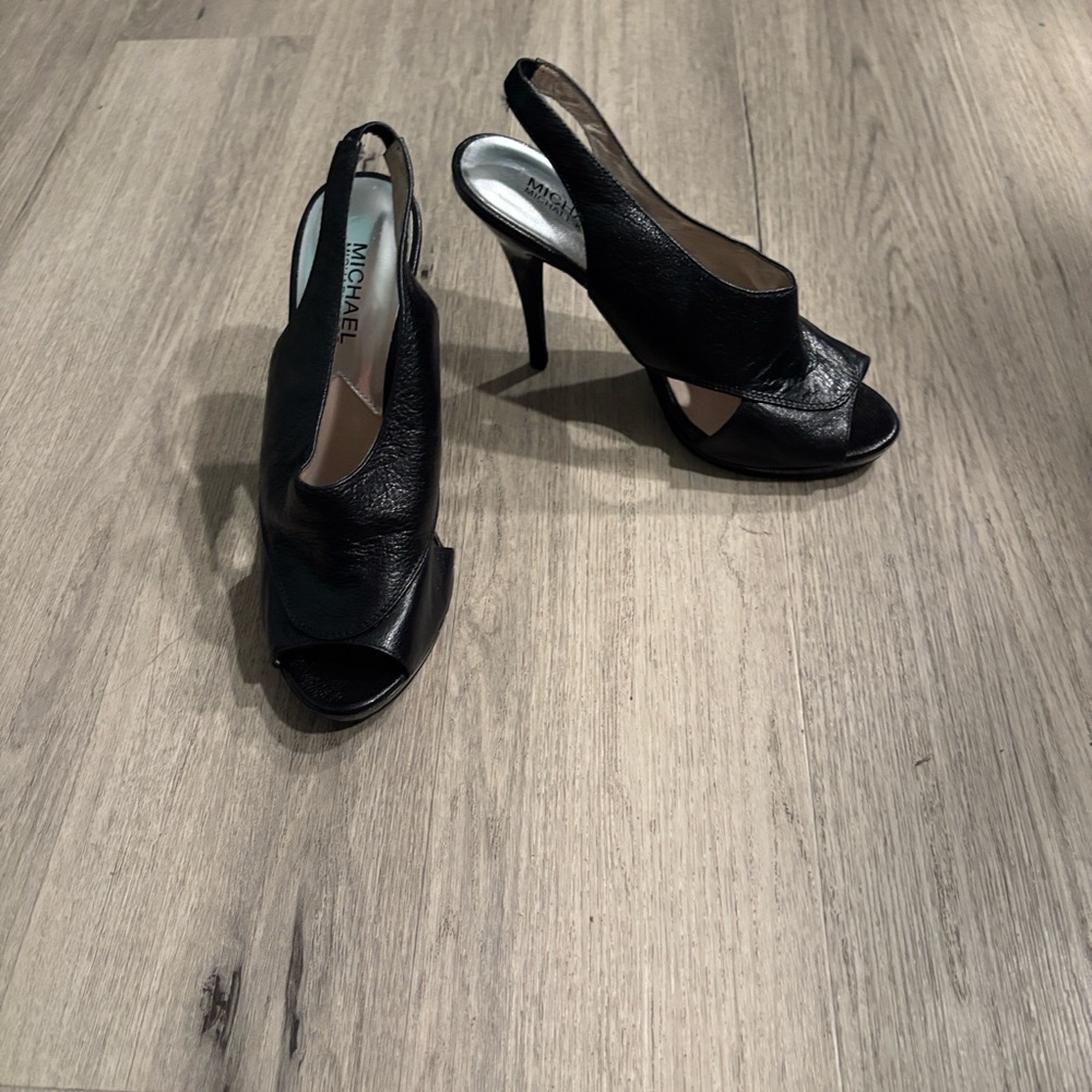 Michael Kors Black Leather Peep-Toe Slingback Stilettos sz 8